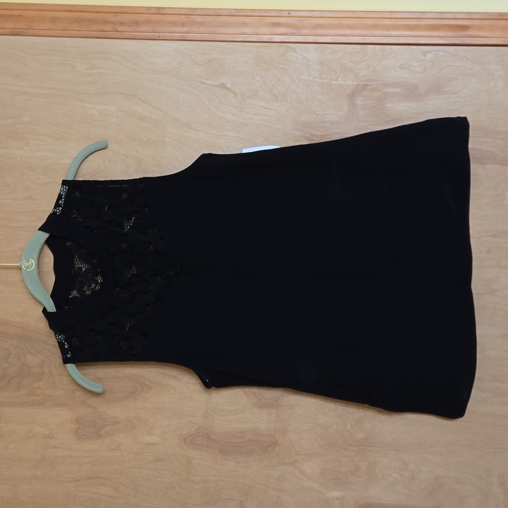 Torrid Size 1 Foxy Lace Inset tank